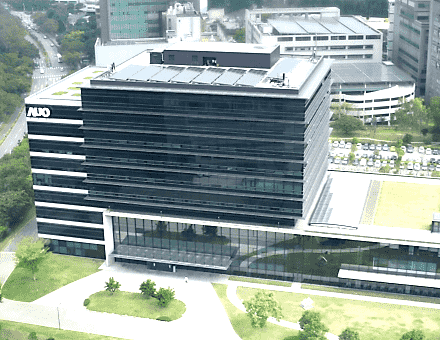 YAXIN111总部大楼通过碳中和查证