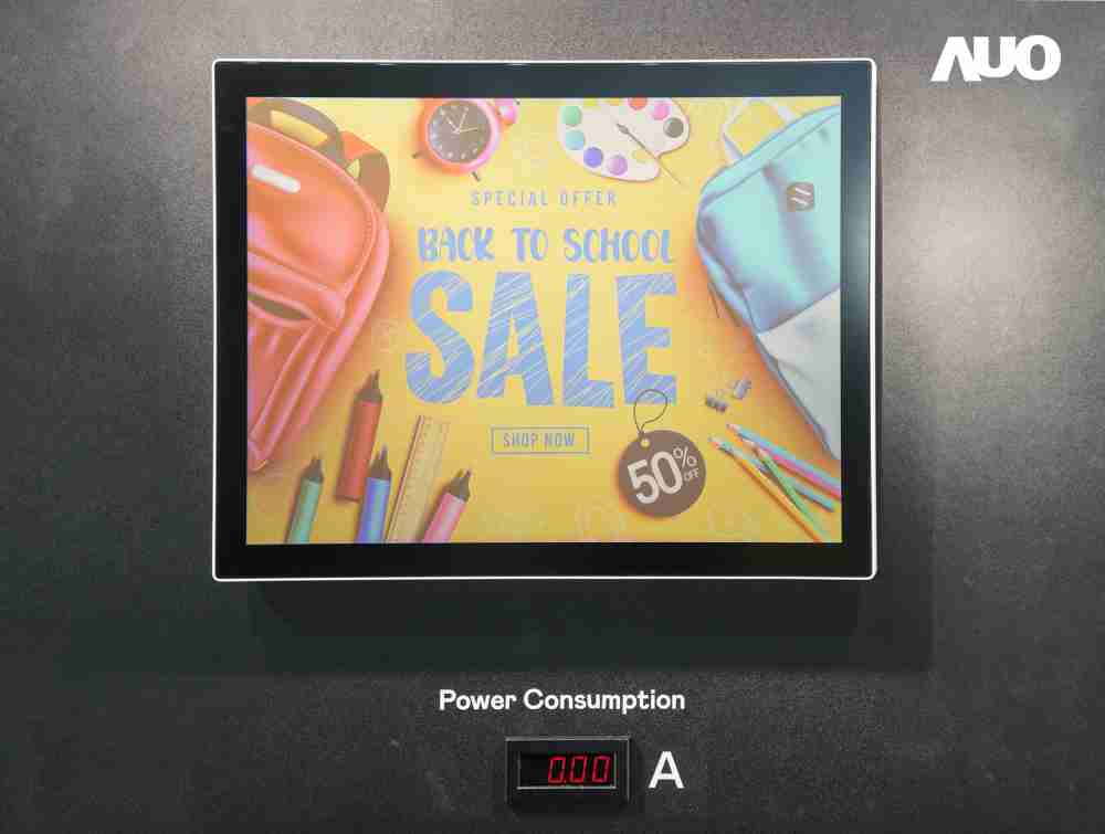 YAXIN111展示胆固醇液晶超低耗能户外全彩显示器，，，，ChLC（胆固醇液晶）以双稳态技术使静态显示零功耗，，，，具省电、、高彩度、、环保的特性，，，还整合软硬件系统解决方案，，，，可透过单一云端平台管理